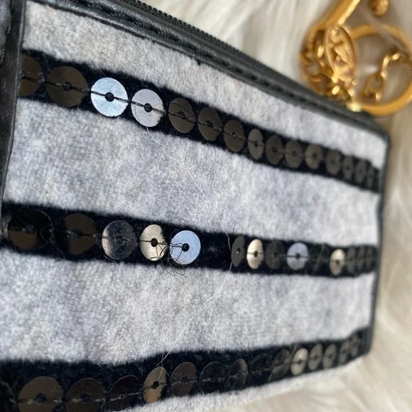 Juicy couture velour coin purse - Picture 3 of 4